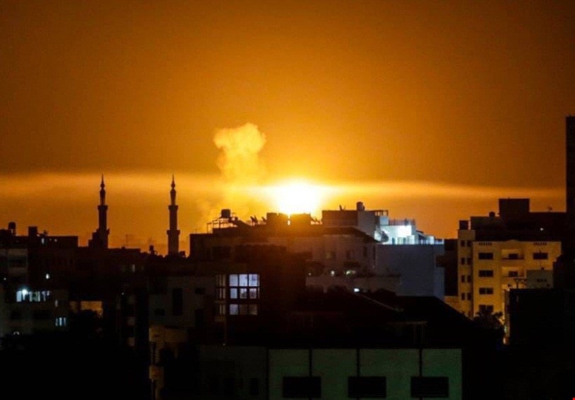 مراسل الميادين أفاد بأن الاستهداف الإسرائيلي طاول مواقع عين جالوت والعرين واليرموك مراسل الميادين أفاد بأن الاستهداف الإسرائيلي طاول مواقع عين جالوت والعرين واليرموك