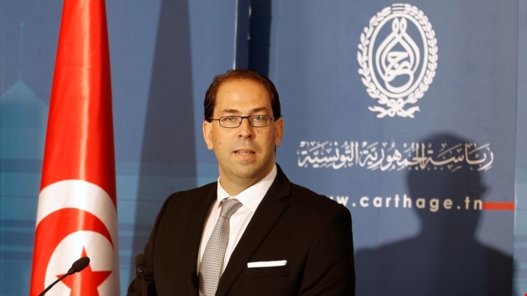 رئيس الحكومة التونسية يقول إنه ليس في وارِد التنازل عن صلاحياته وموقعه رئيس الحكومة التونسية يقول إنه ليس في وارِد التنازل عن صلاحياته وموقعه