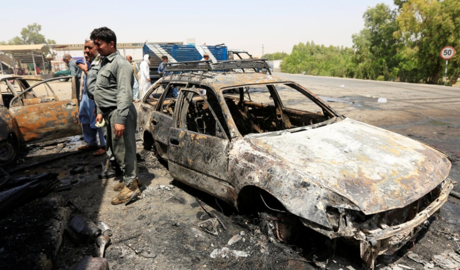 مقتل 10 Hشخاص في هجوم انتحاري بمدينة جلال اباد الأفغانية مقتل 10 Hشخاص في هجوم انتحاري بمدينة جلال اباد الأفغانية