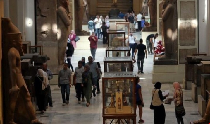 مصر تعرض مئات القطع الأثرية المصادرة من مهربين بإيطاليا مصر تعرض مئات القطع الأثرية المصادرة من مهربين بإيطاليا