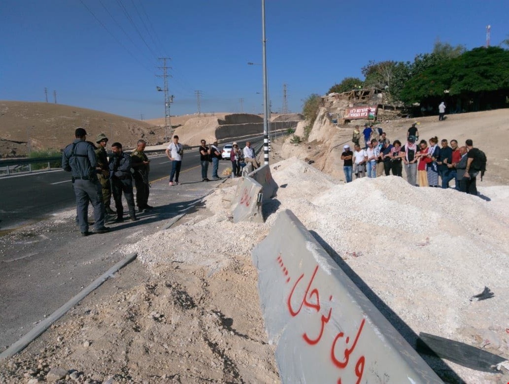 عشراوي: محاصرة إسرائيل للخان الأحمر جنوب شرق القدس المحتلة يأتي في سياق تنفيذ مخططاتها الاستيطانية عشراوي: محاصرة إسرائيل للخان الأحمر جنوب شرق القدس المحتلة يأتي في سياق تنفيذ مخططاتها الاستيطانية