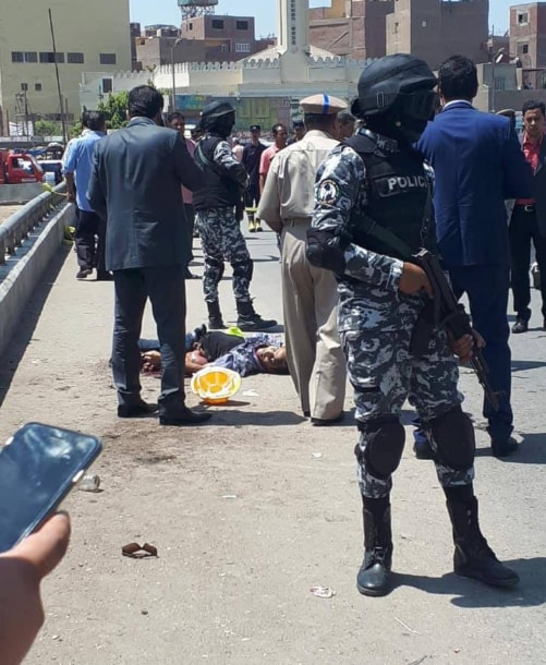 قوات الأمن المصرية تنجح فى إحباط محاولة انتحاري تفجير نفسه قوات الأمن المصرية تنجح فى إحباط محاولة انتحاري تفجير نفسه