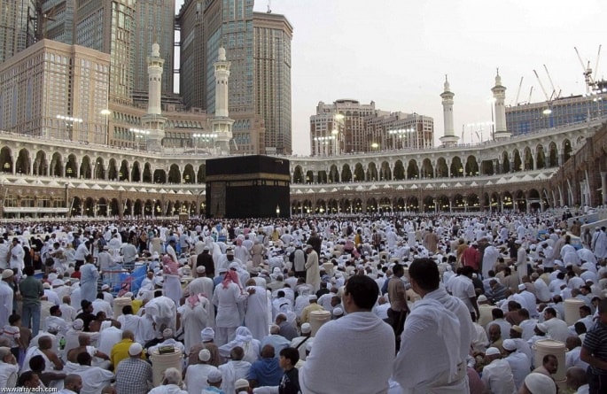 نحو مليوني مسلم يؤدون مناسك الحج هذا العام بينهم حجاج إيرانيون وقطريون نحو مليوني مسلم يؤدون مناسك الحج هذا العام بينهم حجاج إيرانيون وقطريون