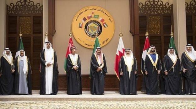 البحرين تقرر التصعيد ضد قطر وتتوقف عن إصدار تأشيرات جديدة للقطريين البحرين تقرر التصعيد ضد قطر وتتوقف عن إصدار تأشيرات جديدة للقطريين