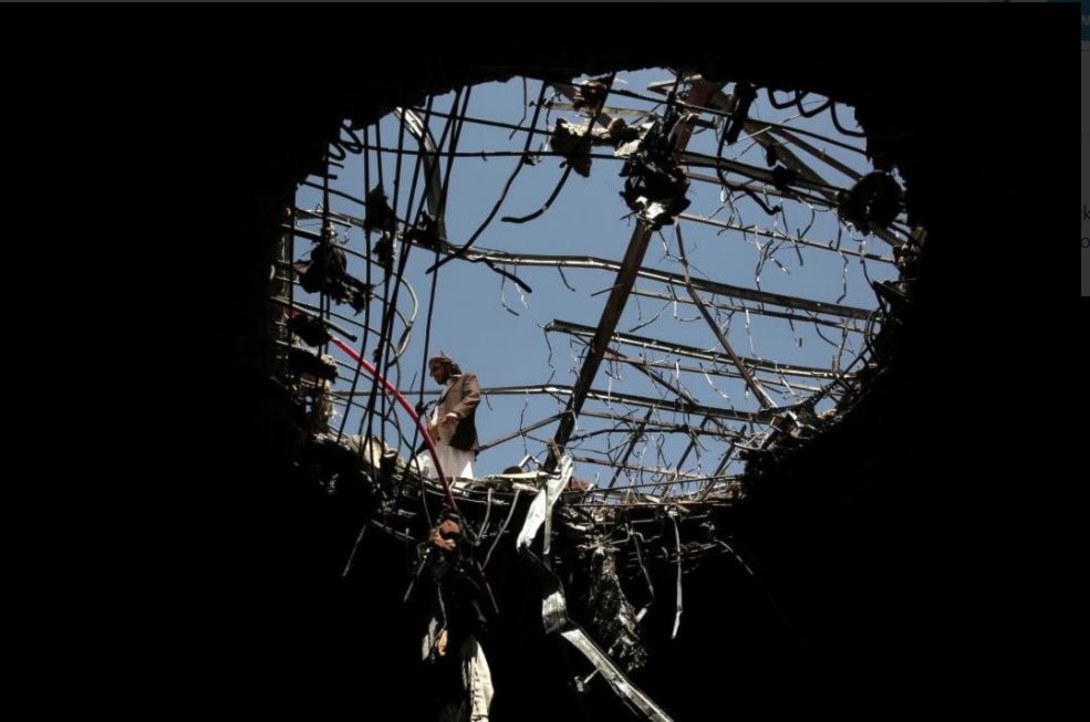 "هيومن رايتس ووتش"حمّلت قادة التحالف مسؤولية جرائم حرب اليمن "هيومن رايتس ووتش"حمّلت قادة التحالف مسؤولية جرائم حرب اليمن