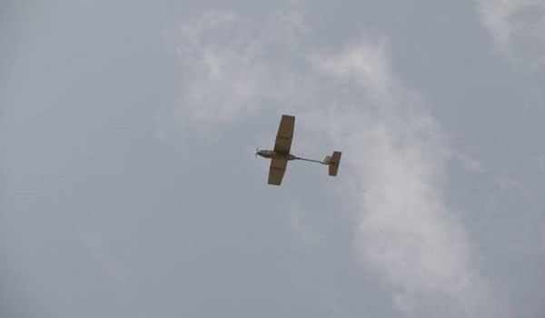 سلاح الجو اليمني يستهدف مطار دبي الدولي بطائرة مسيرة من طراز "صماد 3" سلاح الجو اليمني يستهدف مطار دبي الدولي بطائرة مسيرة من طراز "صماد 3"