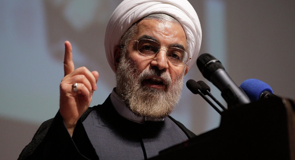 الرئيس الايراني يحضر جلسة البرلمان للاجابة عن أسئلة النواب حول الوضع الاقتصادي الرئيس الايراني يحضر جلسة البرلمان للاجابة عن أسئلة النواب حول الوضع الاقتصادي