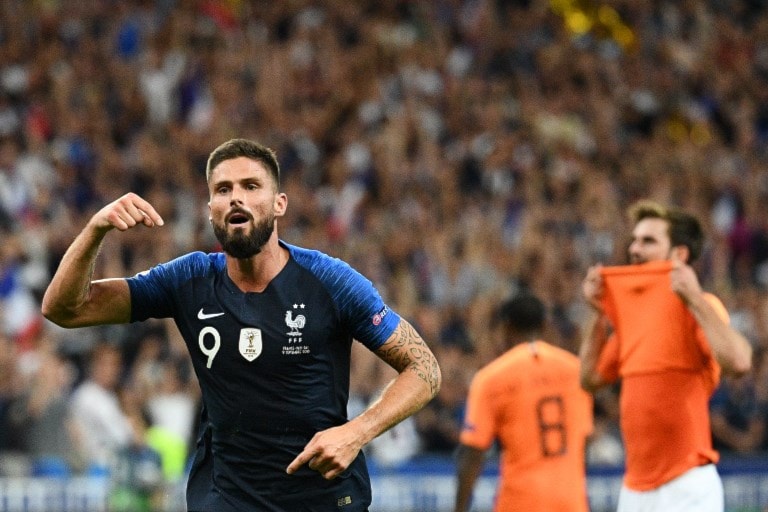 جيرو محتفلاً بهدفه (أ ف ب) جيرو محتفلاً بهدفه (أ ف ب)