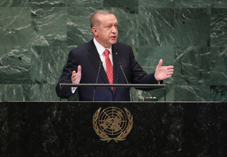 إردوغان: نسعى لحل سياسي في سوريا ونحذر من دعم المتطرفين (أ ف ب) إردوغان: نسعى لحل سياسي في سوريا ونحذر من دعم المتطرفين (أ ف ب)