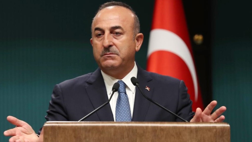 أوغلو: تركيا ستنفذ عمليتها ضد المسلحين الكرد إذا ماطلت واشنطن بسحب قواتها من سوريا أوغلو: تركيا ستنفذ عمليتها ضد المسلحين الكرد إذا ماطلت واشنطن بسحب قواتها من سوريا