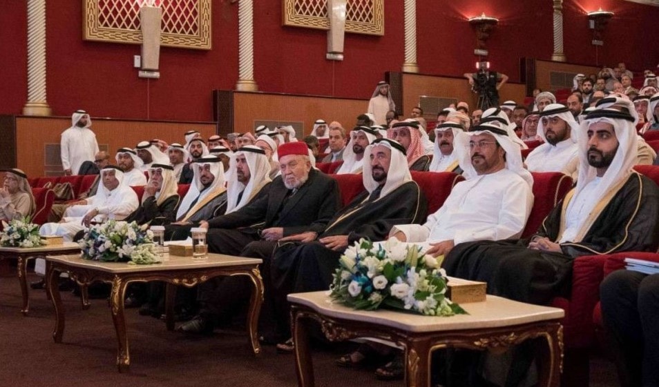 42 شاعراً في مهرجان الشارقة للشعر 42 شاعراً في مهرجان الشارقة للشعر