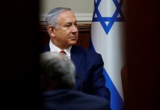 نتنياهو الذي يخوض معركة البقاء في المشهد السياسي الإسرائيلي يُدرِك أنه لن يتمكّن من تحقيق أيّ إنجاز عسكري على جبهة سوريا (أ ف ب) نتنياهو الذي يخوض معركة البقاء في المشهد السياسي الإسرائيلي يُدرِك أنه لن يتمكّن من تحقيق أيّ إنجاز عسكري على جبهة سوريا (أ ف ب)