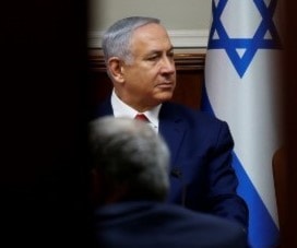 نتنياهو الذي يخوض معركة البقاء في المشهد السياسي الإسرائيلي يُدرِك أنه لن يتمكّن من تحقيق أيّ إنجاز عسكري على جبهة سوريا (أ ف ب) نتنياهو الذي يخوض معركة البقاء في المشهد السياسي الإسرائيلي يُدرِك أنه لن يتمكّن من تحقيق أيّ إنجاز عسكري على جبهة سوريا (أ ف ب)