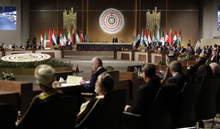 بيروت شهدت في اليومين الماضيين أعمال القمة الاقتصادية العربية (أ ف ب) بيروت شهدت في اليومين الماضيين أعمال القمة الاقتصادية العربية (أ ف ب)