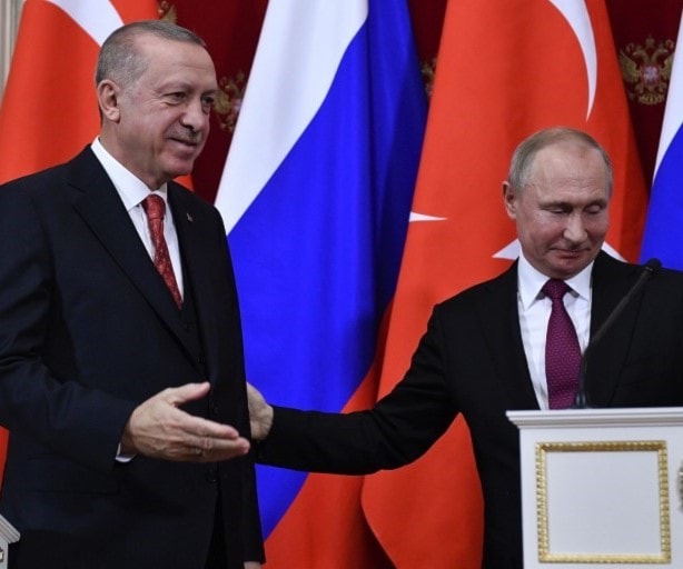 من لقاء بوتين وإردوغان في الكرملين (أ ف ب) من لقاء بوتين وإردوغان في الكرملين (أ ف ب)