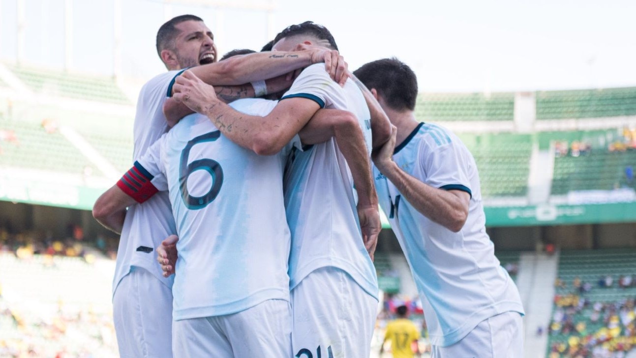 فازت الأرجنتين على الإكوادور 6-1 فازت الأرجنتين على الإكوادور 6-1