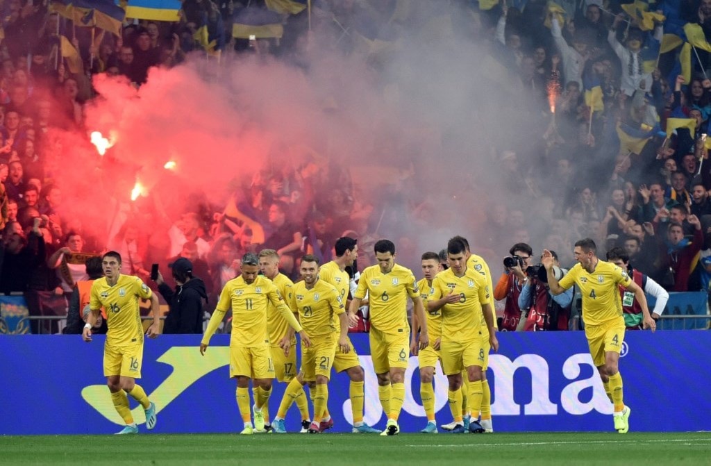 فازت أوكرانيا على البرتغال 2-1 (أ ف ب) فازت أوكرانيا على البرتغال 2-1 (أ ف ب)