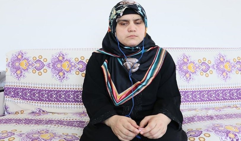 كفيفة تحفظ القرآن سماعاً كفيفة تحفظ القرآن سماعاً