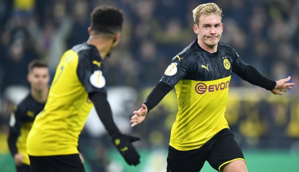 فاز دورتموند بنتيجة 2-1 فاز دورتموند بنتيجة 2-1