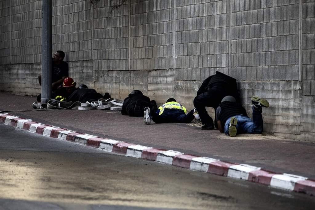 حالة من الهلع تسود بين المستوطنين الإسرائيليين حالة من الهلع تسود بين المستوطنين الإسرائيليين