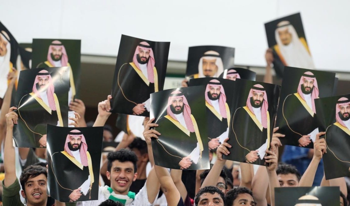 يسعى ابن سلمان إلى شراء اليونايتد لتلميع صورة السعودية يسعى ابن سلمان إلى شراء اليونايتد لتلميع صورة السعودية