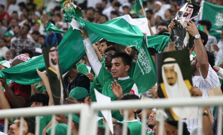 انضمّت السعودية إلى كل من الإمارات والبحرين في قرار التراجع عن مقاطعة البطولة في قطر انضمّت السعودية إلى كل من الإمارات والبحرين في قرار التراجع عن مقاطعة البطولة في قطر