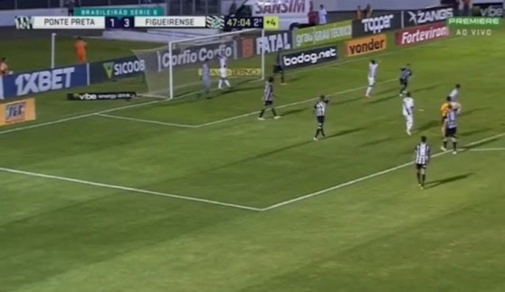لقطة غير مسبوقة في ملاعب البرازيل لقطة غير مسبوقة في ملاعب البرازيل