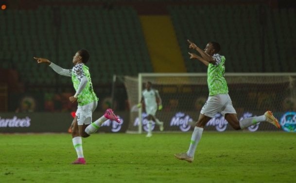 فرحة نيجيرية فرحة نيجيرية