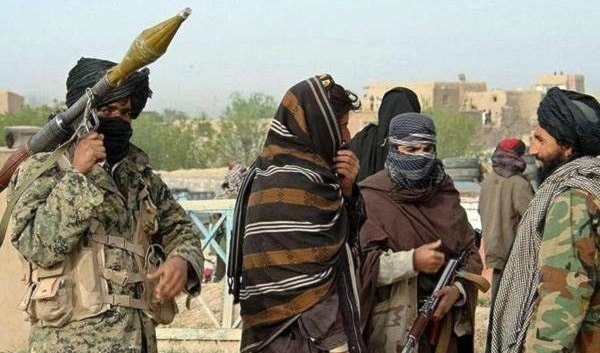 في إطار صفقة تبادل.. "طالبان" تفرج عن رهينيتن أميركي وأسترالي في إطار صفقة تبادل.. "طالبان" تفرج عن رهينيتن أميركي وأسترالي