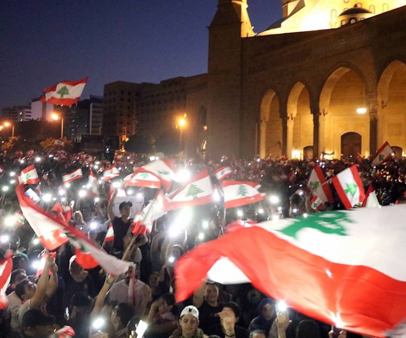 كذبة حكومة التكنوقراط في لبنان كذبة حكومة التكنوقراط في لبنان
