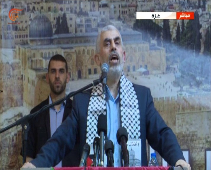 السنوار: حالة الاشتباك المستمرة مع العدو دفعت ببعض العرب الى الهرولة للتطبيع وانهاء قضيتنا السنوار: حالة الاشتباك المستمرة مع العدو دفعت ببعض العرب الى الهرولة للتطبيع وانهاء قضيتنا