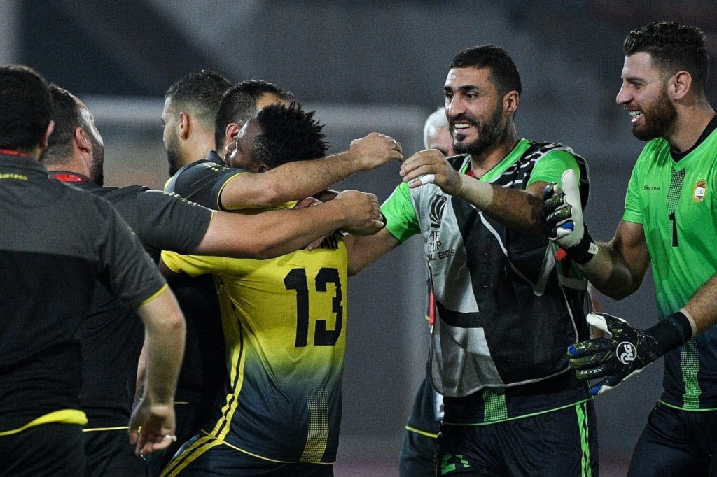 سجّل عيسى يعقوبو هدف الفوز (أ ف ب) سجّل عيسى يعقوبو هدف الفوز (أ ف ب)