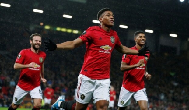 فاز مانشستر يونايتد على بارتيزان بلغراد 3-0 فاز مانشستر يونايتد على بارتيزان بلغراد 3-0