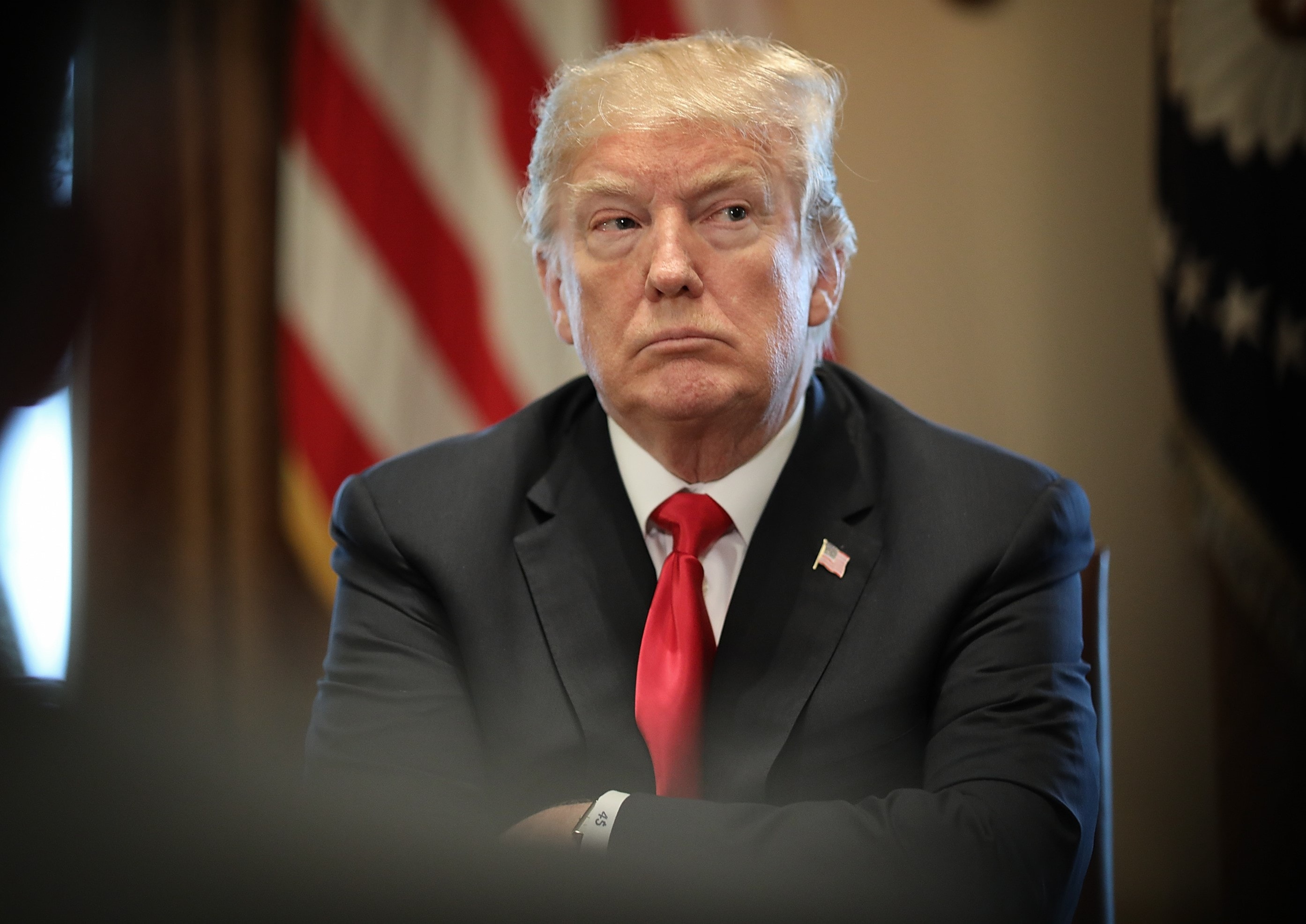 ترامب يطالب الأوروبيين باستعادة 800 من مسلحي داعش في سوريا ترامب يطالب الأوروبيين باستعادة 800 من مسلحي داعش في سوريا