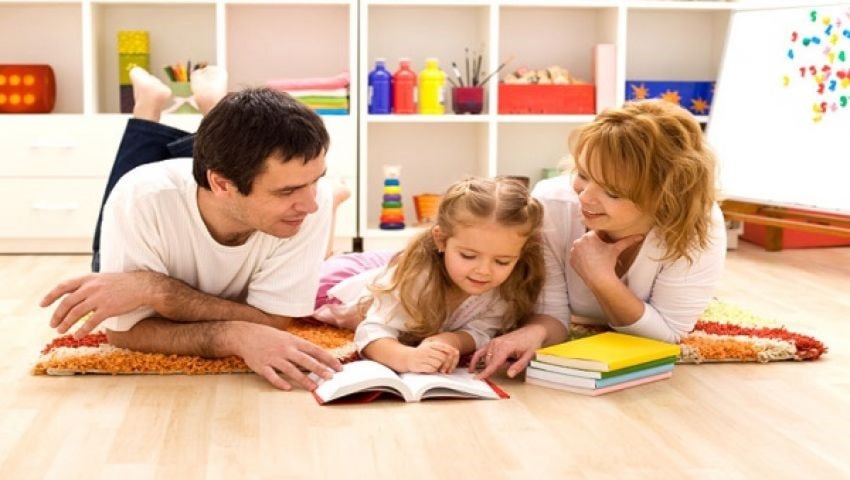 الألعاب التربوية ليست مجرّد طريقة كي يتعلّم الطفل بل هي الطريقة الوحيدة والثابتة لتعليم صغار الأطفال الألعاب التربوية ليست مجرّد طريقة كي يتعلّم الطفل بل هي الطريقة الوحيدة والثابتة لتعليم صغار الأطفال
