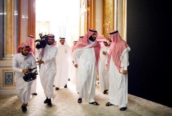 السعودية تحكم منذ مدة من السفارة الأميركية في الرياض والنظام الأمني المحيط بشركة "بلاك ووتر" السعودية تحكم منذ مدة من السفارة الأميركية في الرياض والنظام الأمني المحيط بشركة "بلاك ووتر"