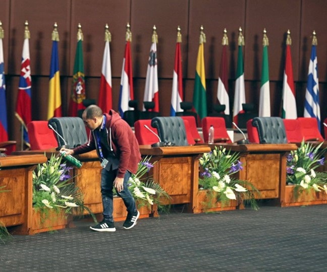 أفرزت القمّة العربية الأوروبية عما يعرف بـ«إعلان شرم الشيخ» أفرزت القمّة العربية الأوروبية عما يعرف بـ«إعلان شرم الشيخ»