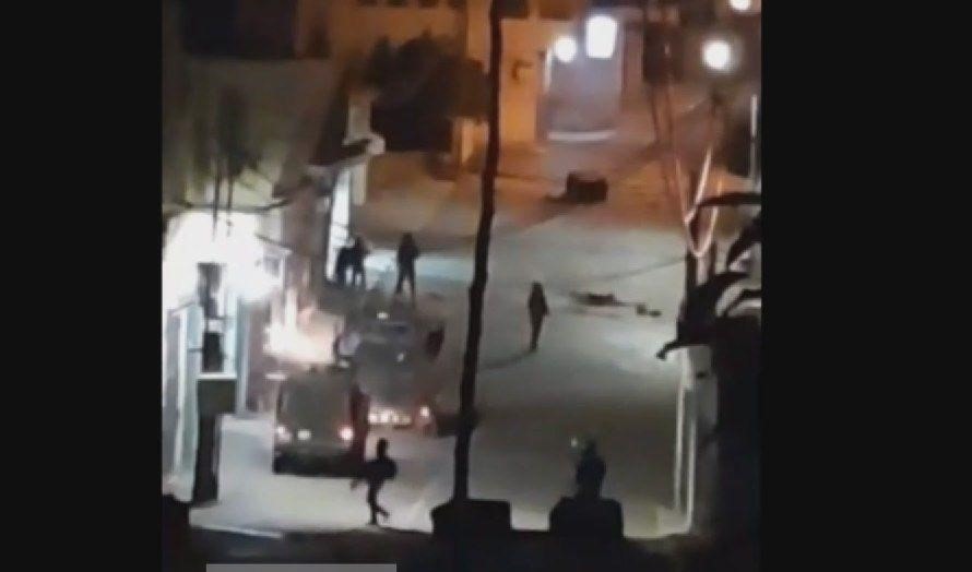 صورة نشرتها مواقع عبرية لجنود الاحتلال أثناء اقتحامهم قرية عبرين صورة نشرتها مواقع عبرية لجنود الاحتلال أثناء اقتحامهم قرية عبرين