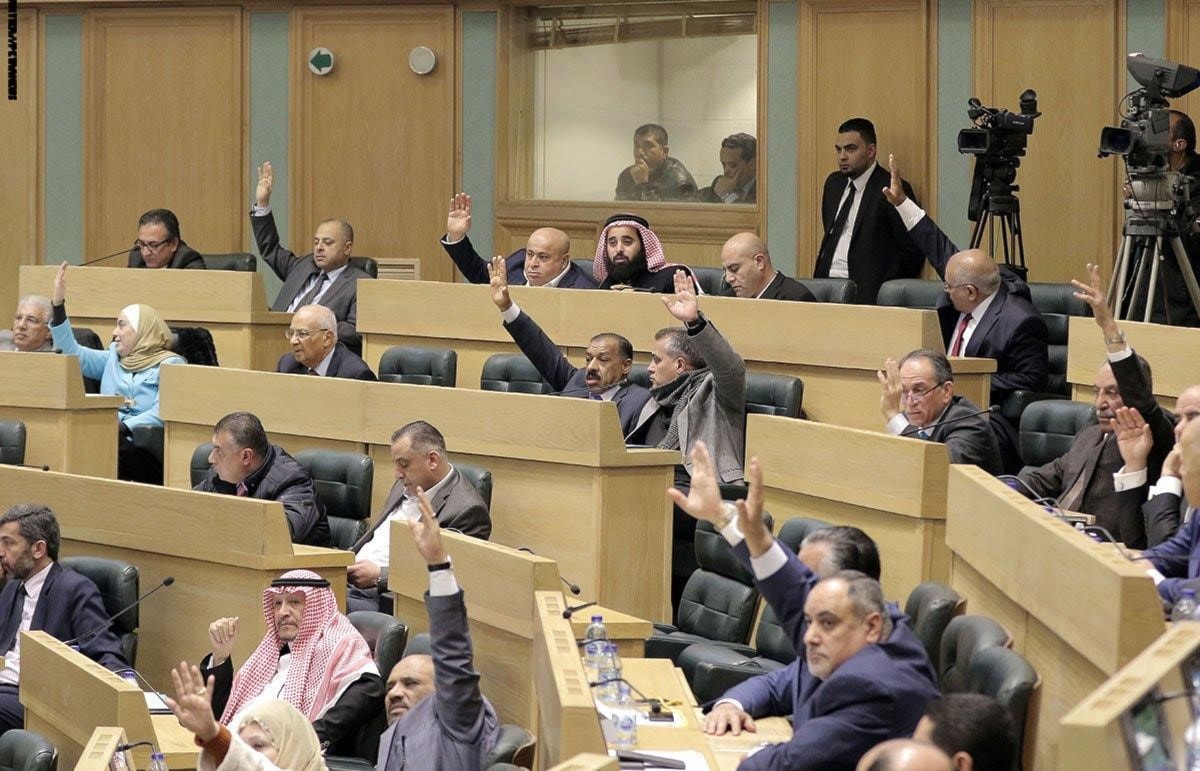 مجلس النواب الأردنيّ يرفض بإجماع ساحق اتفاقية استيراد الغاز من "إسرائيل" مجلس النواب الأردنيّ يرفض بإجماع ساحق اتفاقية استيراد الغاز من "إسرائيل"