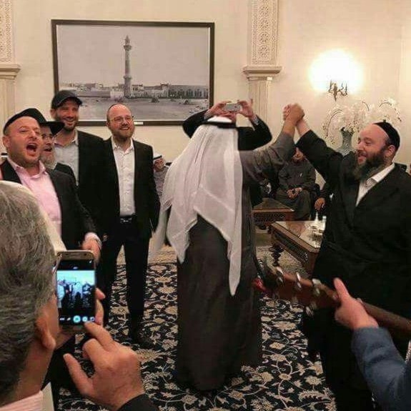 الخليج والتطبيع ... هذا ما حدثتني عنه صديقتي الكويتية الخليج والتطبيع ... هذا ما حدثتني عنه صديقتي الكويتية