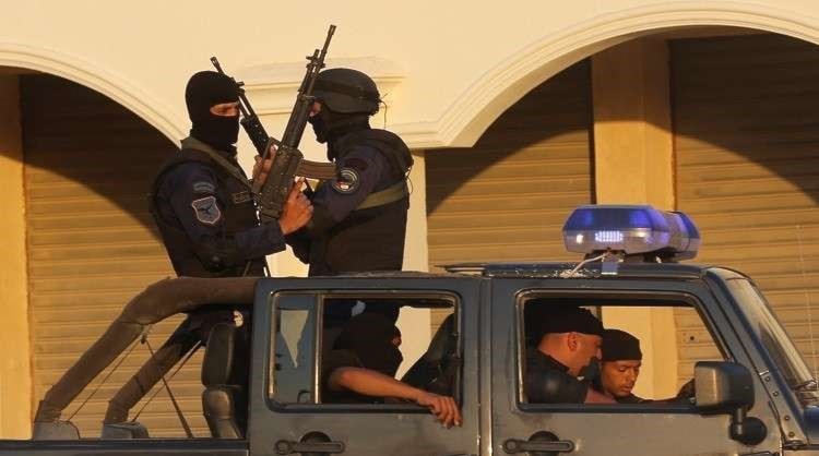 إصابة ضابط ومصرع 3 إرهابيين في اشتباك في الجيزة إصابة ضابط ومصرع 3 إرهابيين في اشتباك في الجيزة