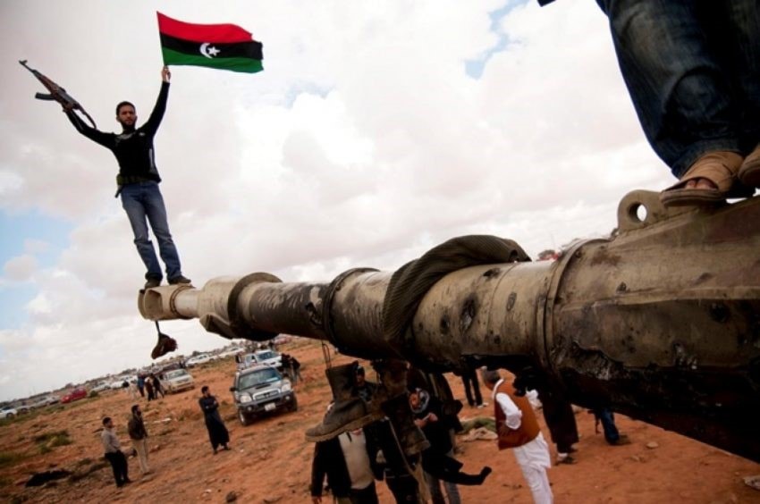 منظمة الصحة العالميّة تنقل عن مصادر صحية محلية أن المعارك أدت الى مقتل سبعة وأربعين شخصاً خلال الأيام الماضية منظمة الصحة العالميّة تنقل عن مصادر صحية محلية أن المعارك أدت الى مقتل سبعة وأربعين شخصاً خلال الأيام الماضية