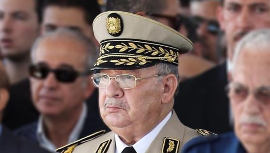 صالح يتعهد بدعم المرحلة الانتقالية التي من المتوقع أن تقود إلى انتخابات صالح يتعهد بدعم المرحلة الانتقالية التي من المتوقع أن تقود إلى انتخابات