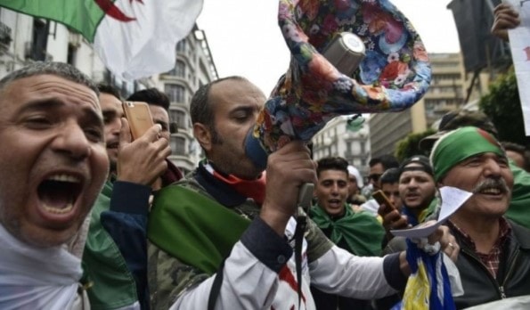 حان موعد ترسيخ قاعدة الجزائر للجزائريين وليس لقلة من المحظوظين حان موعد ترسيخ قاعدة الجزائر للجزائريين وليس لقلة من المحظوظين
