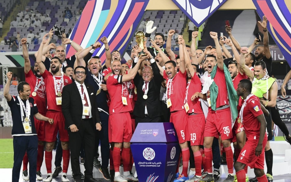 توِّج النجم الساحلي بلقب كأس البطولة العربية للأندية الأبطال للمرة الأولى (أ ف ب) توِّج النجم الساحلي بلقب كأس البطولة العربية للأندية الأبطال للمرة الأولى (أ ف ب)