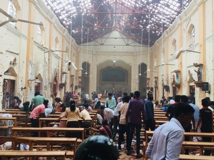 تقتصر انسانية العالم، وضمير قادتها على كاتدرائية تقتصر انسانية العالم، وضمير قادتها على كاتدرائية