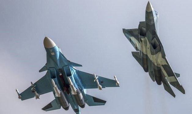 غارات روسية تستهدف "هيئة تحرير الشام" و"جبهة النصرة" بمحيط مدينة إدلب غارات روسية تستهدف "هيئة تحرير الشام" و"جبهة النصرة" بمحيط مدينة إدلب