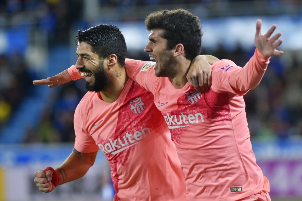 فاز برشلونة على ألافيس 2-0 (أ ف ب) فاز برشلونة على ألافيس 2-0 (أ ف ب)