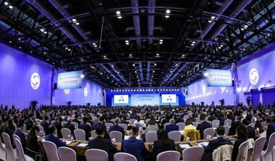 في الملتقى طرحت كلّ القواعد التي ترفض أسلوب التعامل الاستعماري الغربي مع العالم وطرحت بدائل تعود بالخير على الجميع في الملتقى طرحت كلّ القواعد التي ترفض أسلوب التعامل الاستعماري الغربي مع العالم وطرحت بدائل تعود بالخير على الجميع