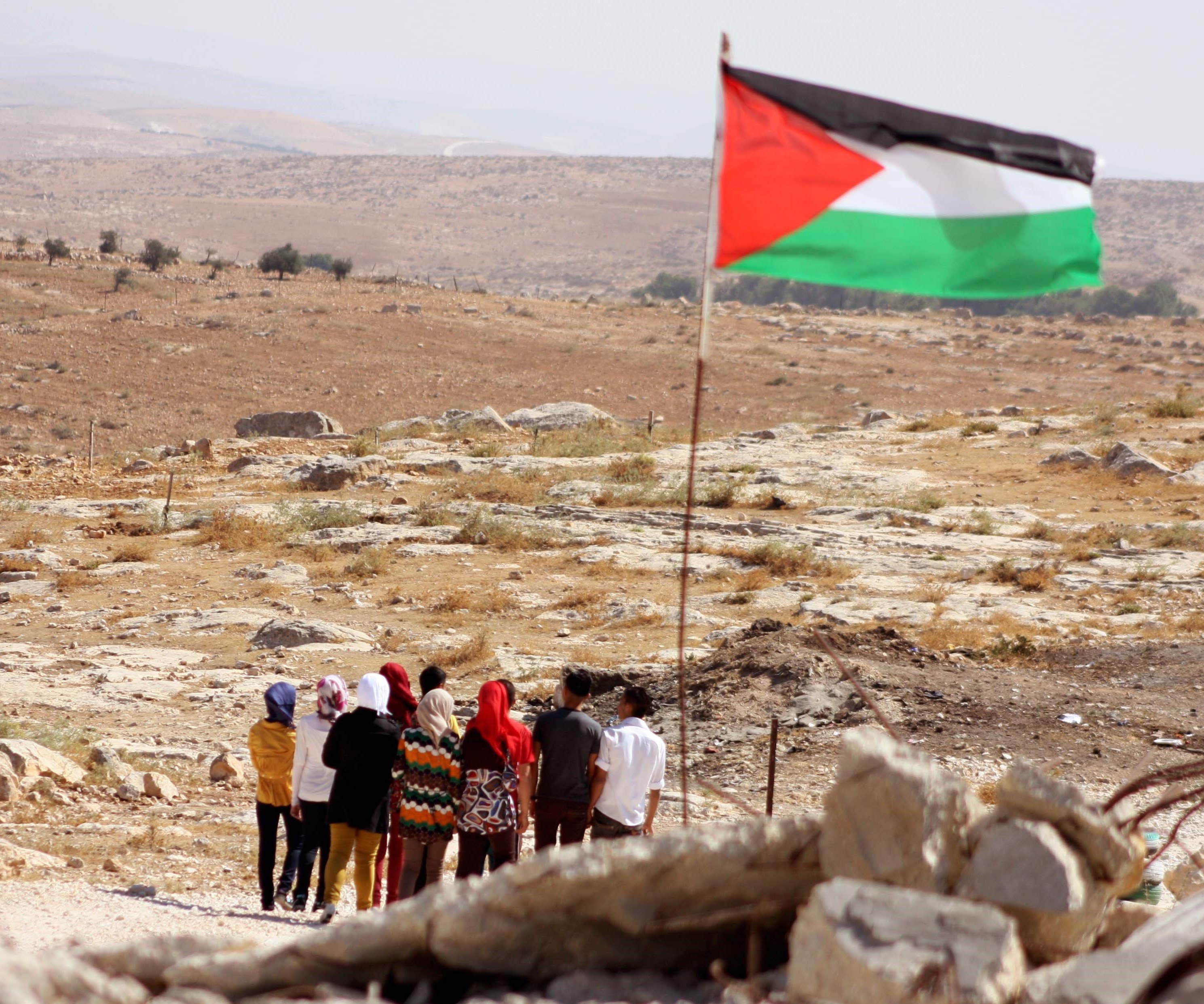 يتطلّب من الكل الفلسطيني أن يكون على قدر من المسؤولية لمواجهة المخططات والمشاريع الإسرائيلية والأميركية يتطلّب من الكل الفلسطيني أن يكون على قدر من المسؤولية لمواجهة المخططات والمشاريع الإسرائيلية والأميركية
